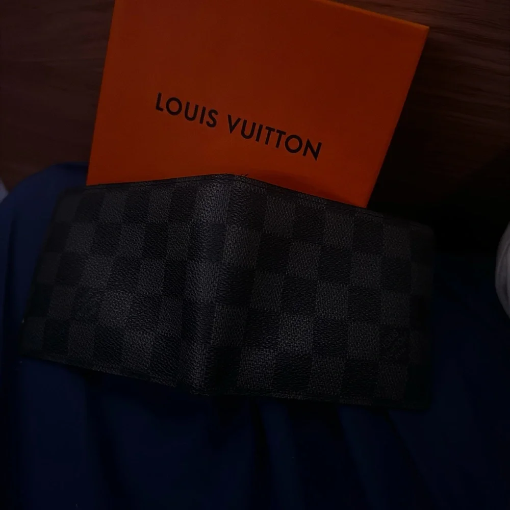 Lv wallet - Picture 5 of 5